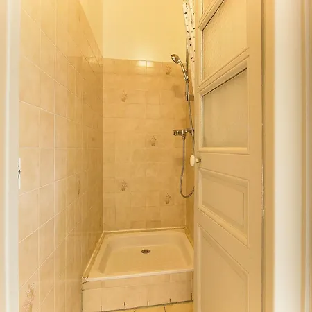 Maison Emile Devouassoud - By Care Concierge *